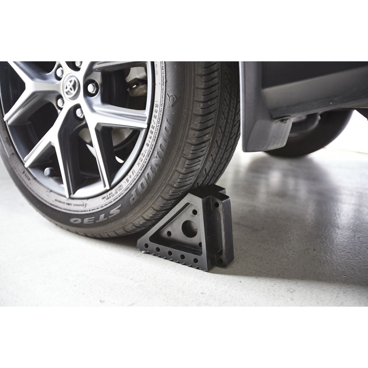 Gear Up Small Solid Rubber Wheel Chock
