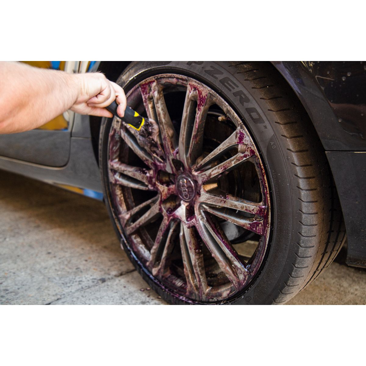 Meguiar's Universal Wheel Brush - AX3000