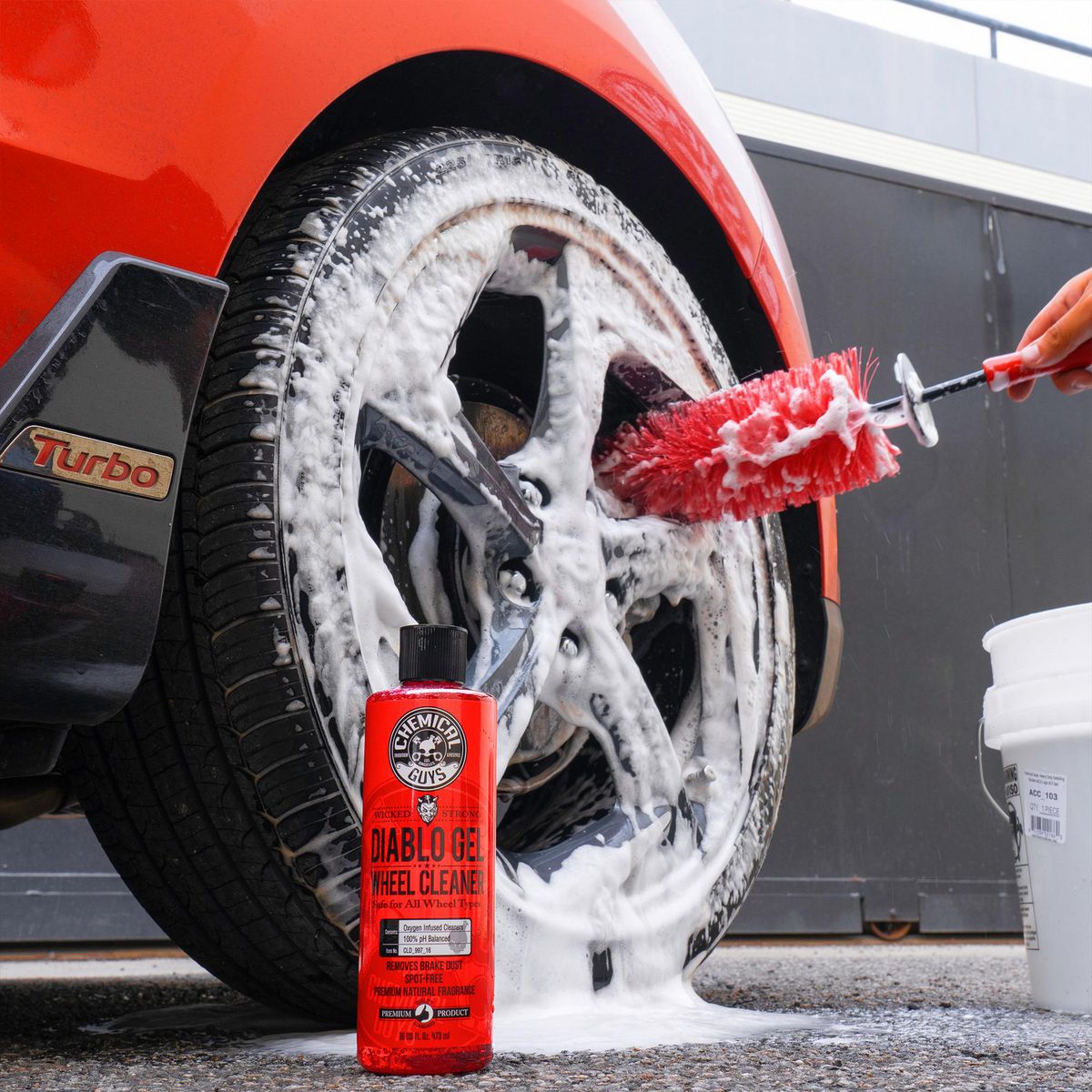 Chemical Guys Red Rocket Vehicle Detailing Brush - ACC608