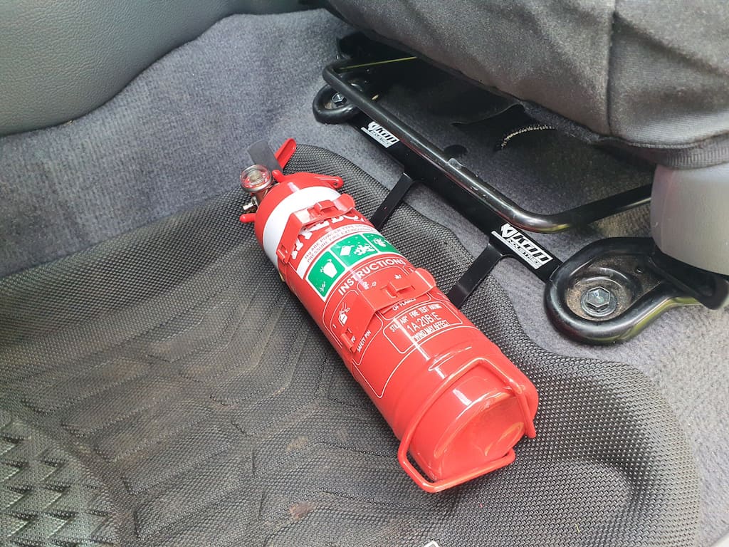 Kap Industries Fire Extinguisher Bracket to suit Toyota Landcruiser 79 Series Single Cab 17+ - KI-LC-79-SC17+-RHS